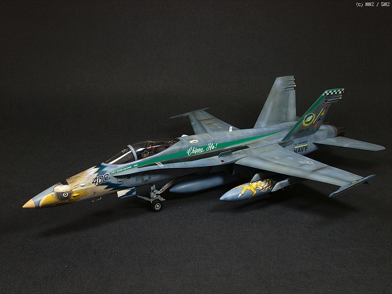 MMZ - [Academy 1/32] F/A-18C Hornet "Chippy Ho!"